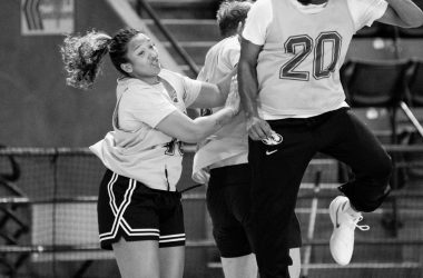KC Crew Bball at Hyvee Nicole Bissey Photography 03_(2048)