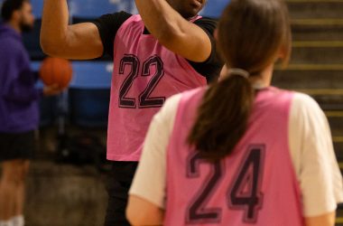 KC Crew Bball at Hyvee Nicole Bissey Photography 31_(2048)