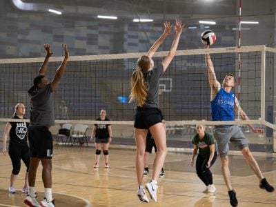 KC-Crew-Volleyball-at-Hyvee-April-29-Nicole-Bissey-Photography-05