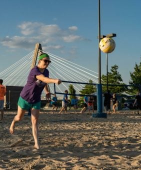 Sand-Volleyball-Serving13-scaled