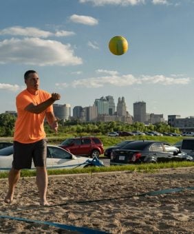 Sand-Volleyball-Serving27-scaled